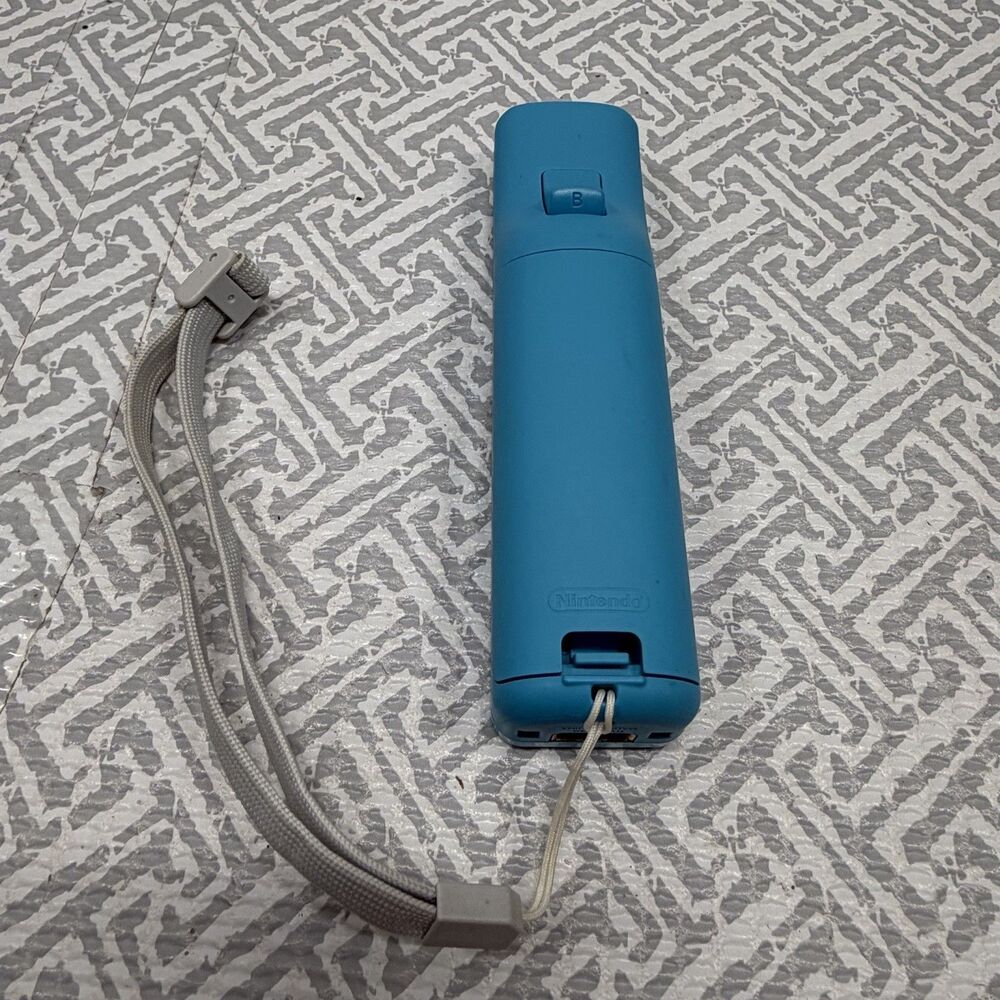 Nintendo OEM Motion Plus Wii Remote Blue Controller RVL-036 - Tested & Working - Picture 3 of 5